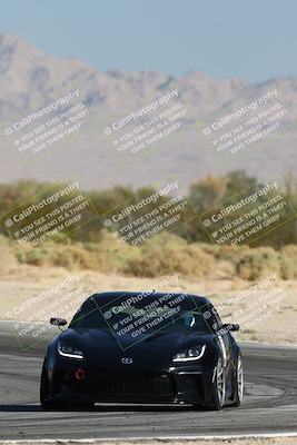 media/Oct-24-2025-Doghouse Garage (Fri) [[783d2ff07a]]/3-Intermediate/Session 2 (Turn 10)/